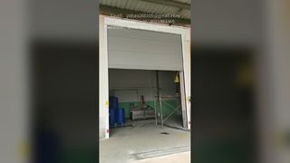 Uji Kinerja Pintu Kecepatan Tinggi Industri | Cepat, Halus & Dibuat agar Tahan Lama